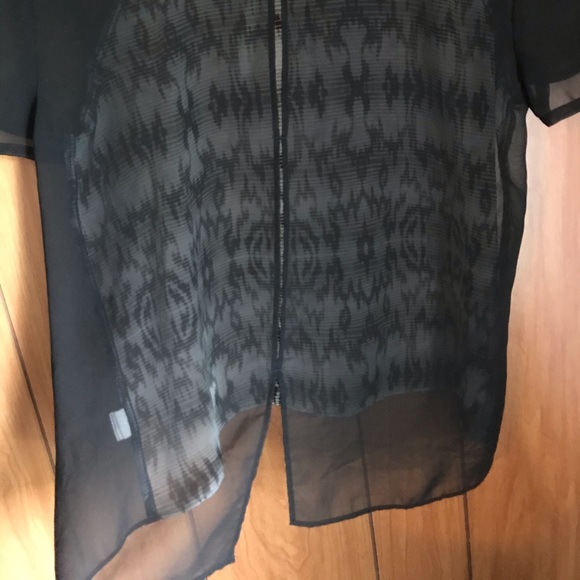 American Eagle Top - Picture 2 of 3